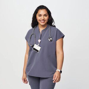 EUC Figs Rafaela Oversized Scrub Top in Space Navy-- Size XS (Extra Small)